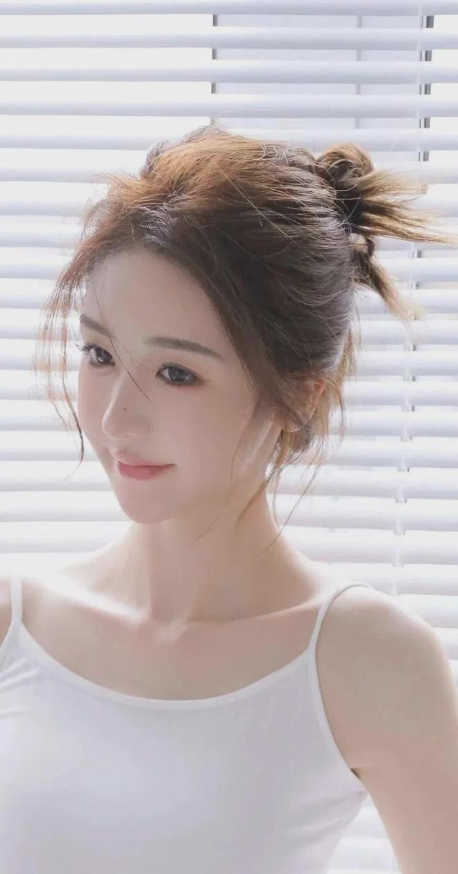 版《年经妈妈6》中字pg电子模拟器免费